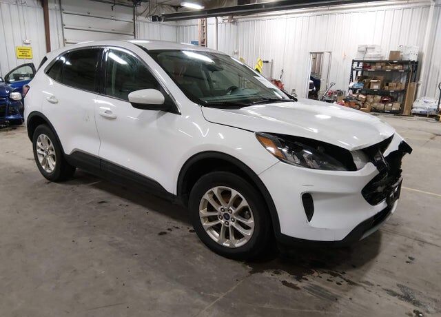 2021 FORD Escape