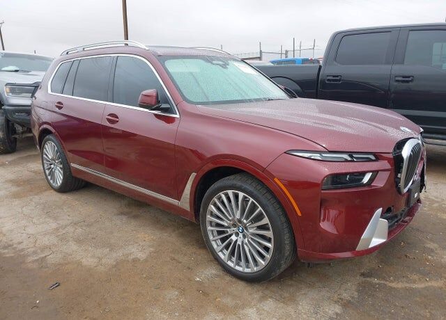 2025 BMW X7