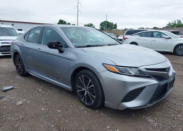 2020 TOYOTA Camry