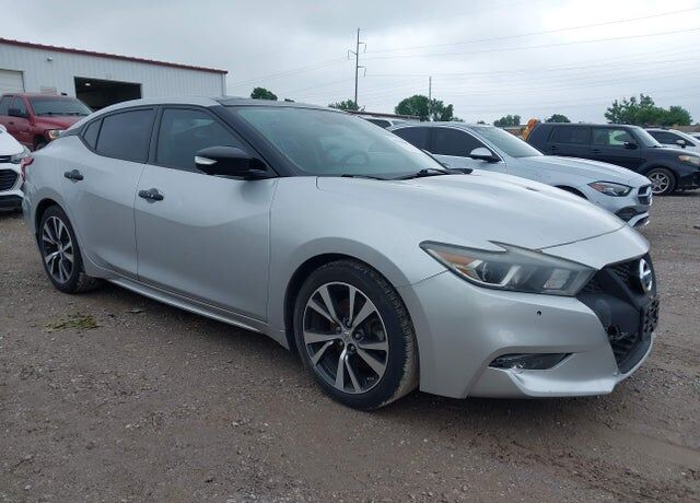 2016 NISSAN Maxima