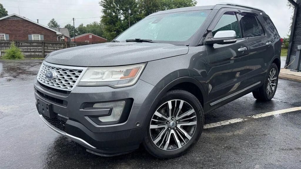 2016 FORD Explorer