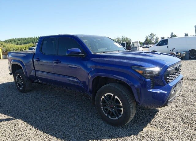 2024 TOYOTA Tacoma