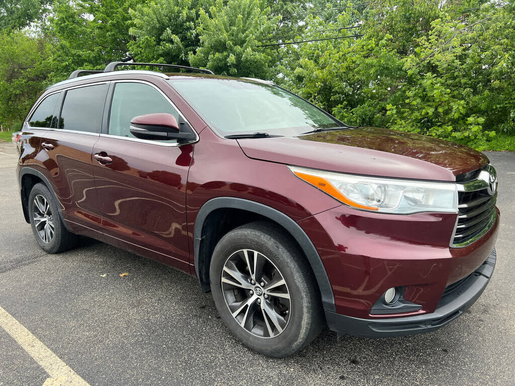 2016 TOYOTA Highlander