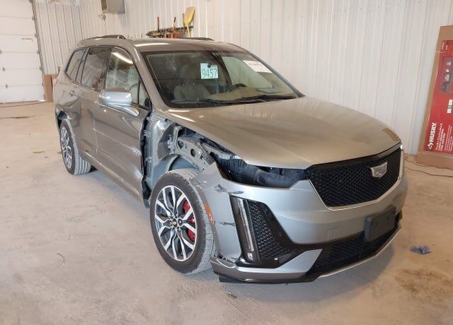 2024 CADILLAC XT6