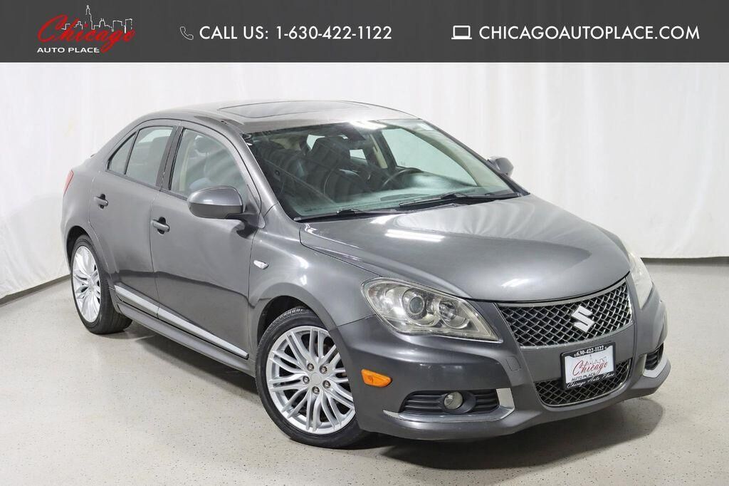 2011 SUZUKI Kizashi