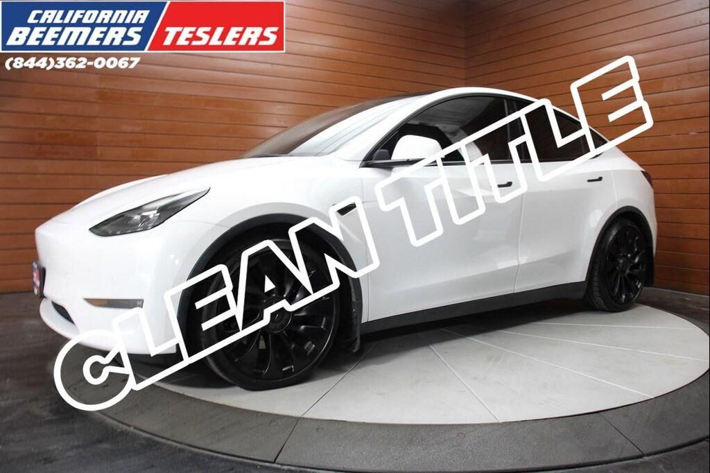 2022 TESLA Model Y