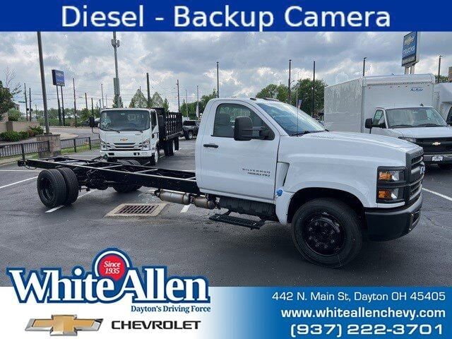 2024 GMC Silverado Medium Duty
