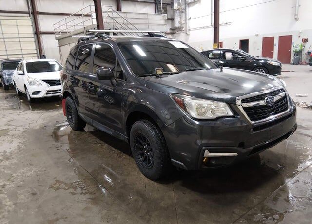 2018 SUBARU Forester