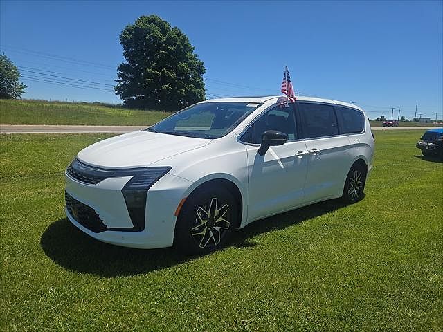 2027 CHRYSLER Pacifica