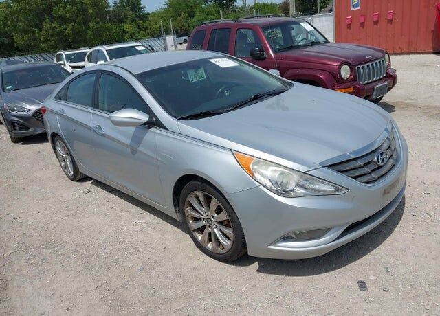 2013 HYUNDAI Sonata