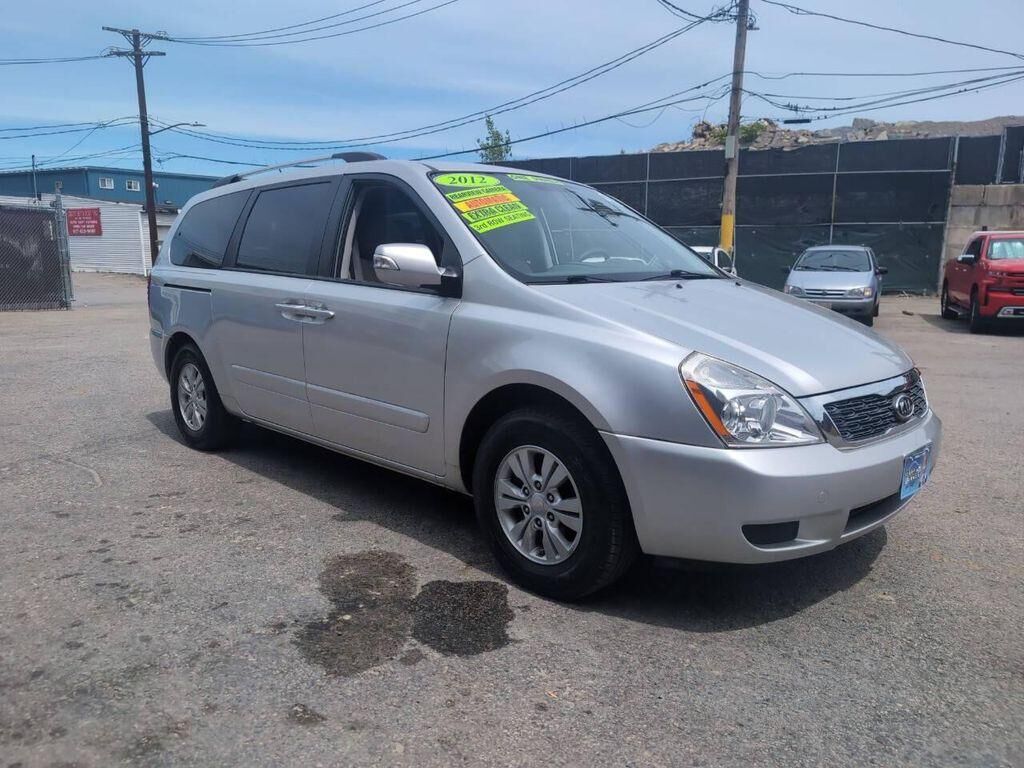 2012 Kia Sedona