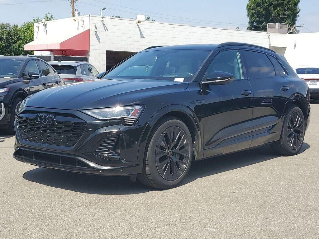 2024 Audi Q8