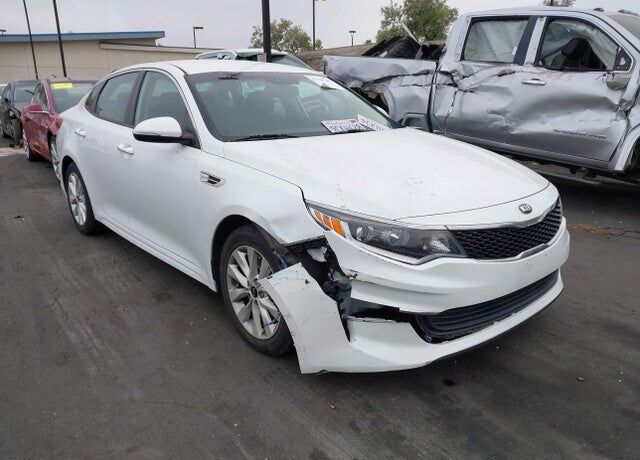 2018 KIA Optima
