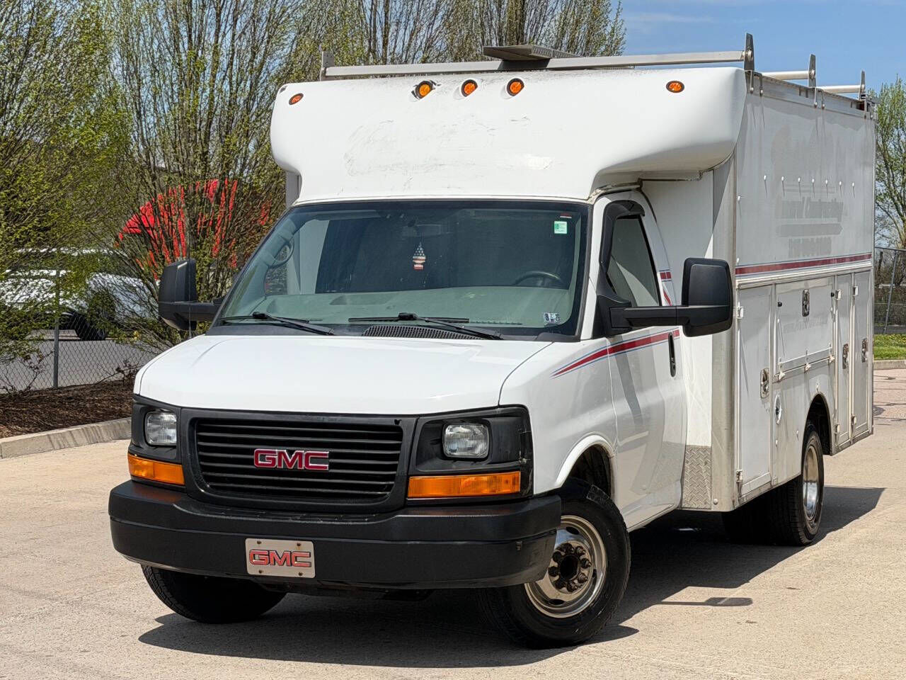 2011 GMC Savana