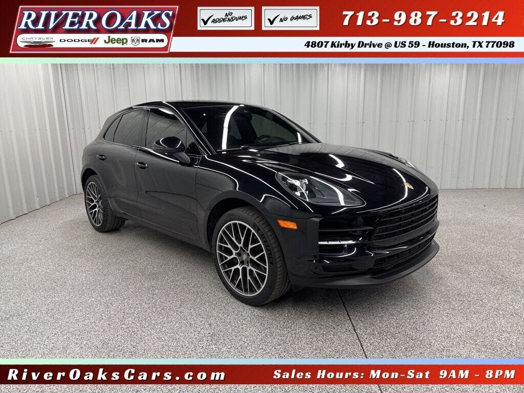 2019 PORSCHE Macan