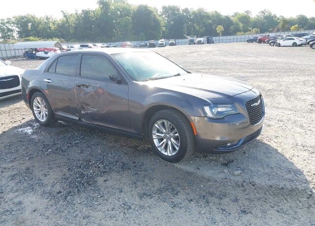 2018 CHRYSLER 300