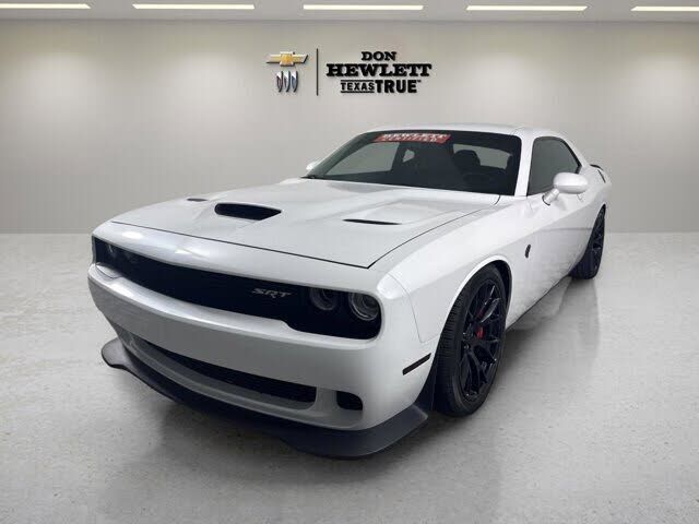 2016 DODGE Challenger