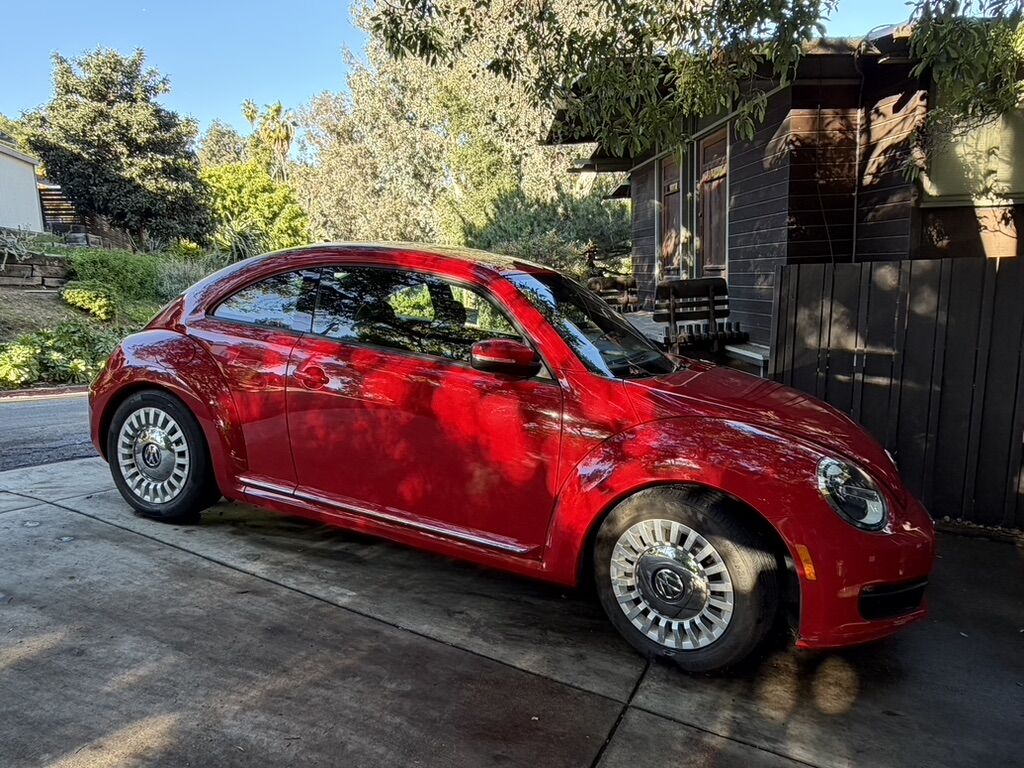 2015 VOLKSWAGEN Beetle