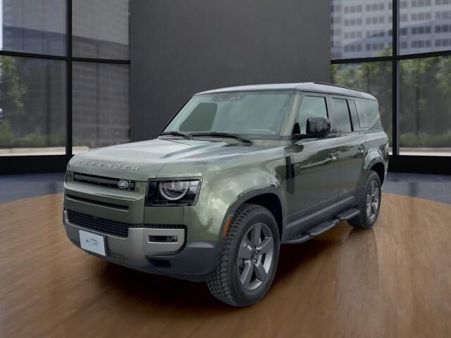 2026 LAND ROVER Defender