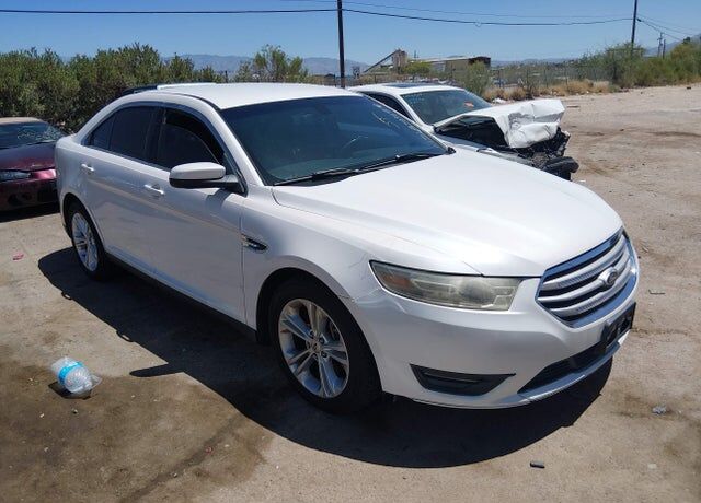 2013 FORD Taurus