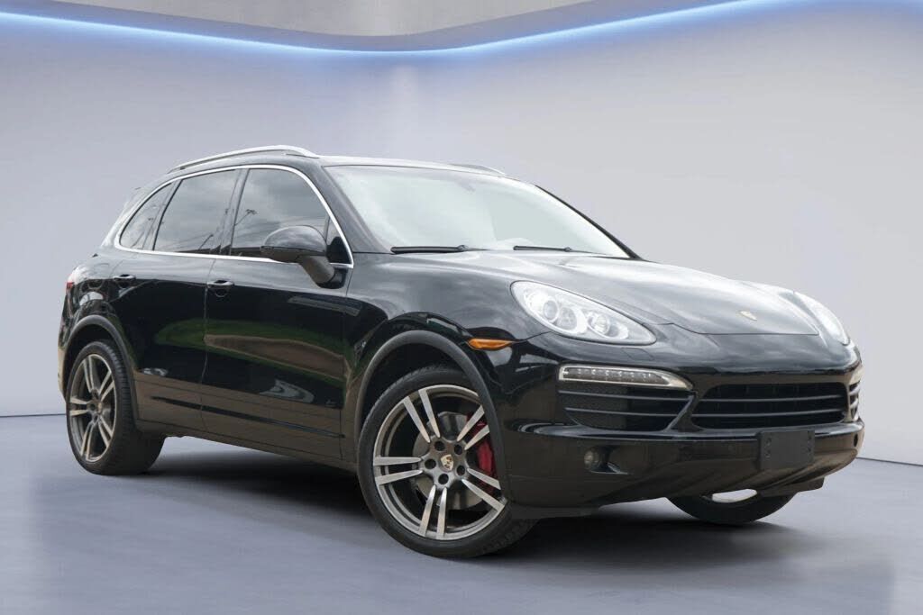 2012 PORSCHE Cayenne