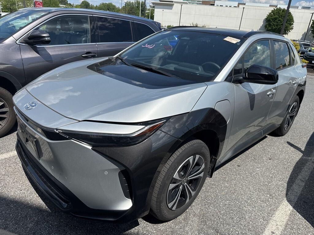 2024 TOYOTA bZ4X