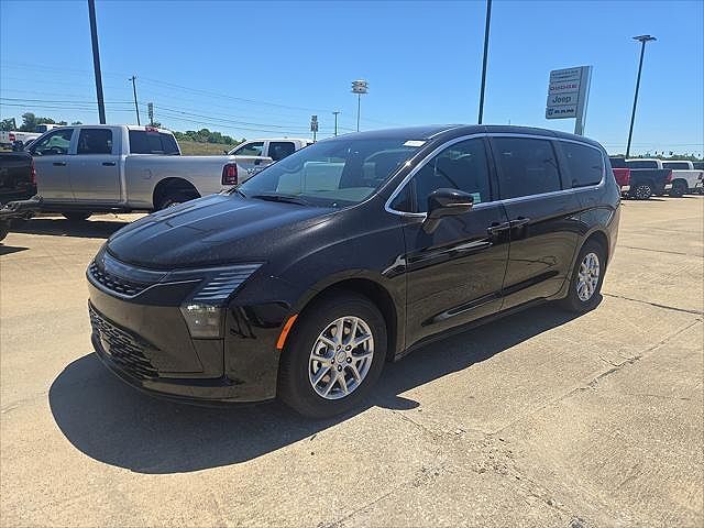 2027 CHRYSLER Pacifica