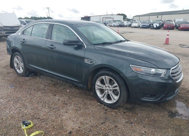 2016 FORD Taurus