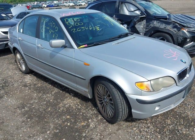 BMW 330i