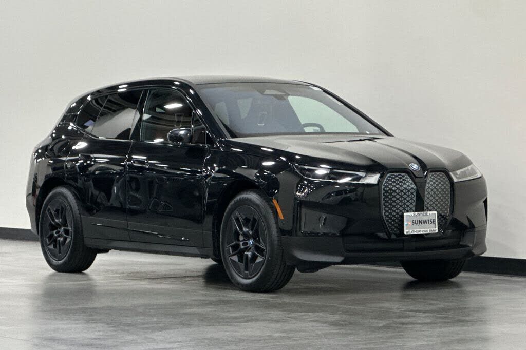 2024 BMW iX