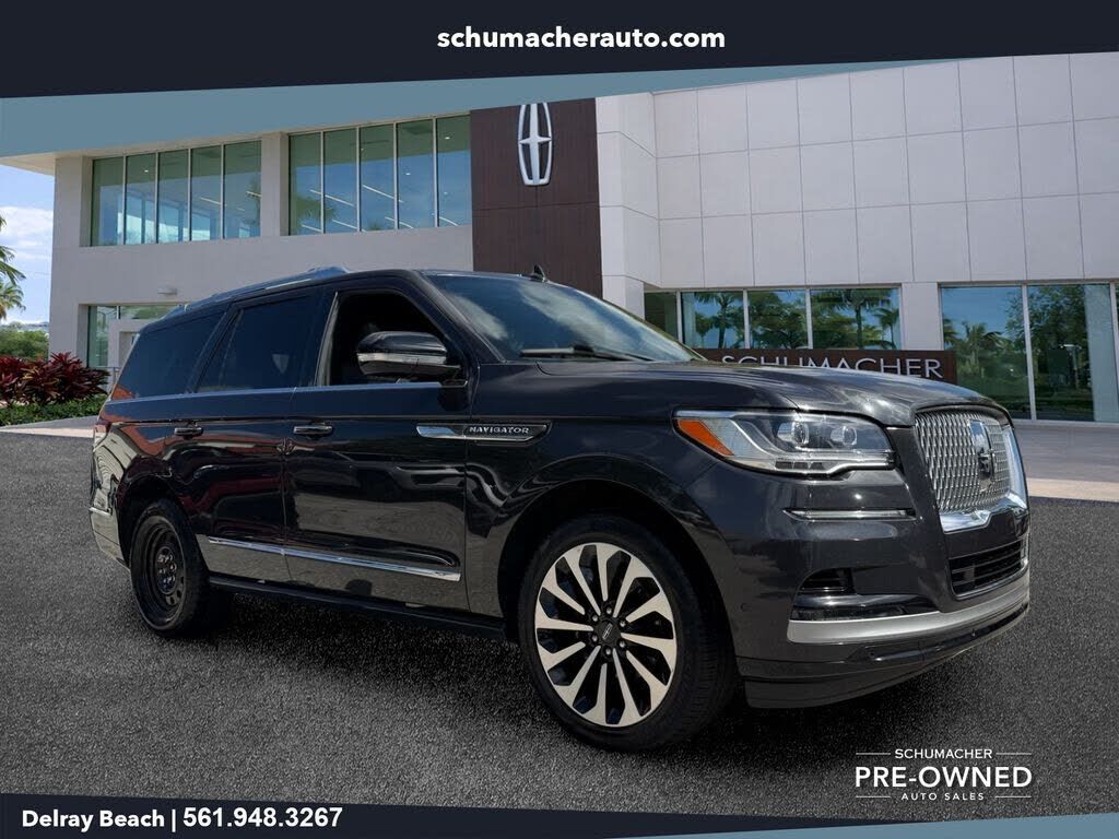 2022 LINCOLN Navigator
