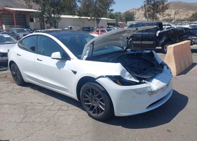 2026 TESLA Model 3