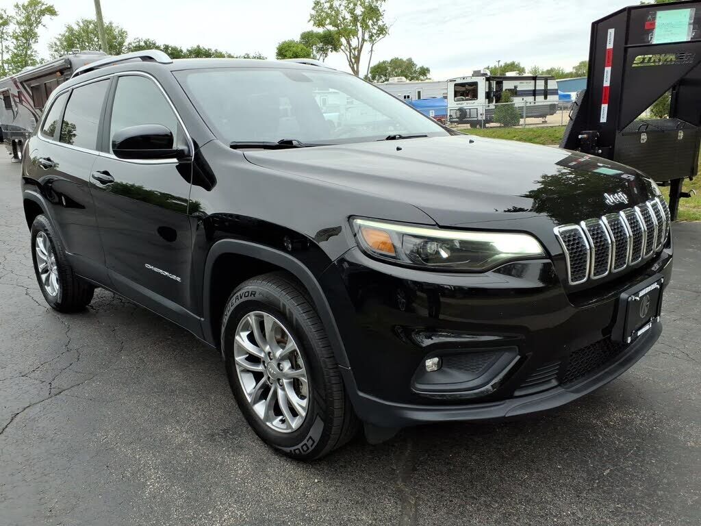 2019 JEEP Cherokee
