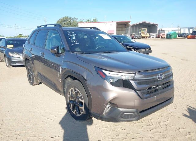 2025 SUBARU Forester