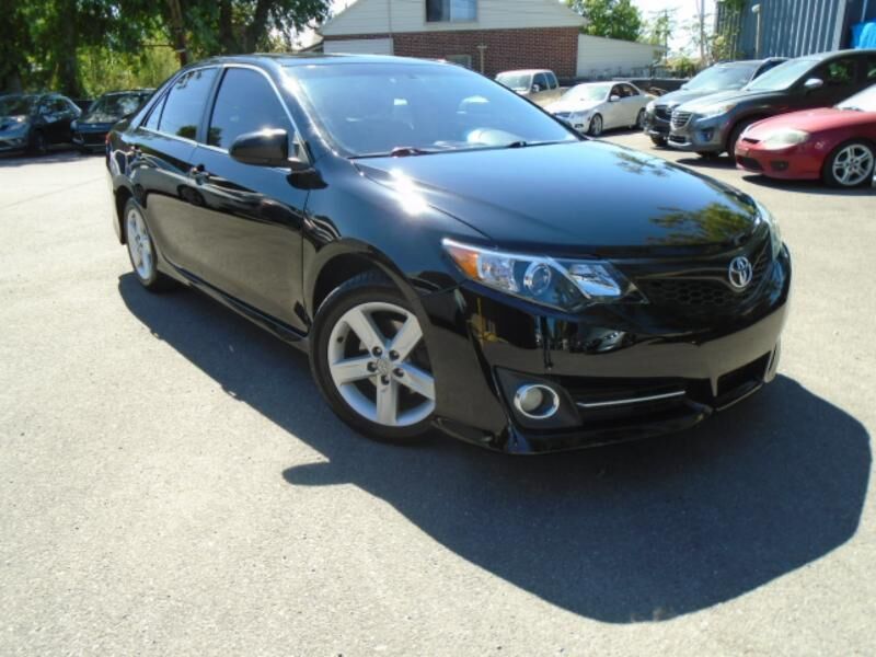 2013 TOYOTA Camry