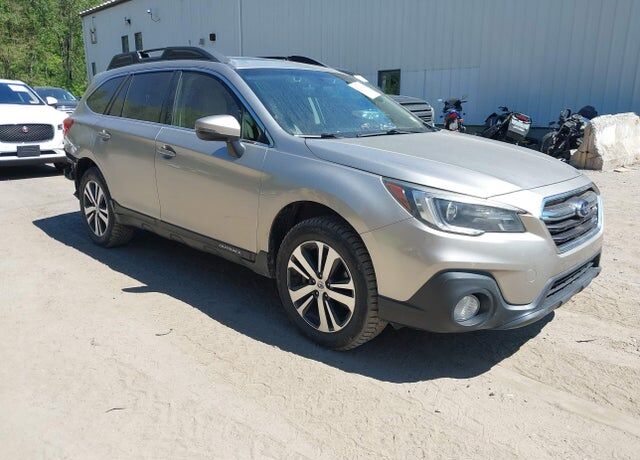 2019 SUBARU Outback