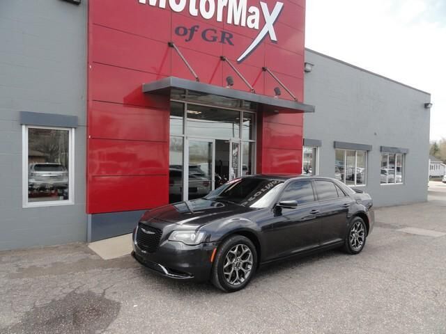 2016 CHRYSLER 300