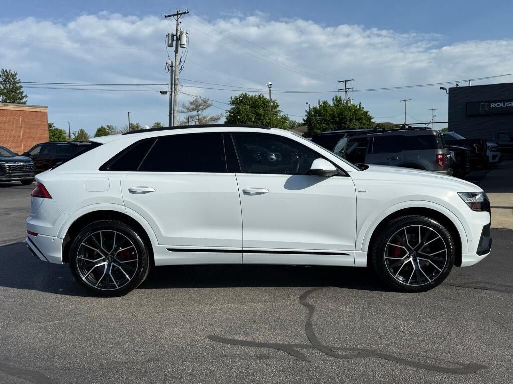 2021 Audi Q8