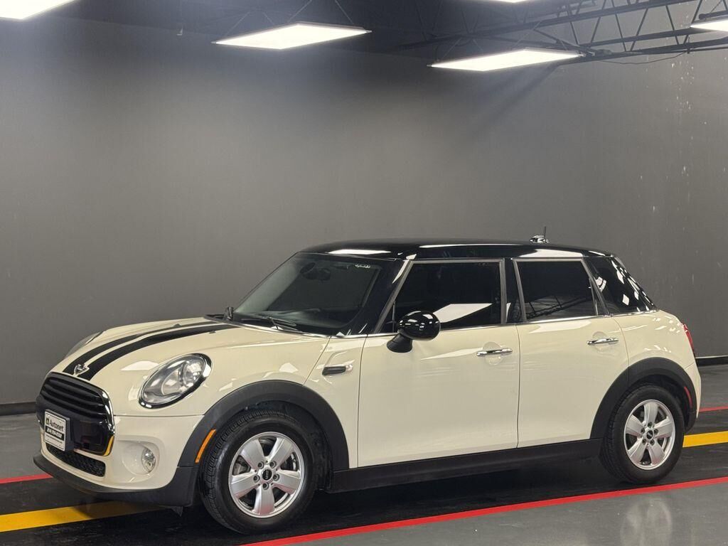 2016 MINI Cooper