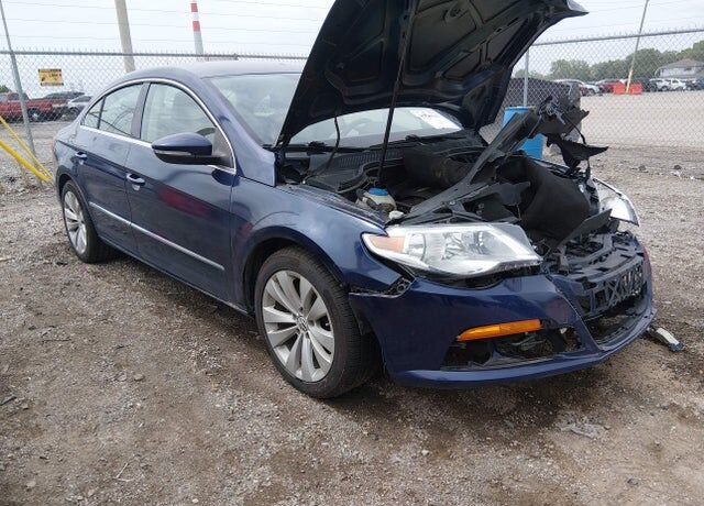 2011 VOLKSWAGEN Passat