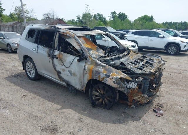 2010 TOYOTA Highlander