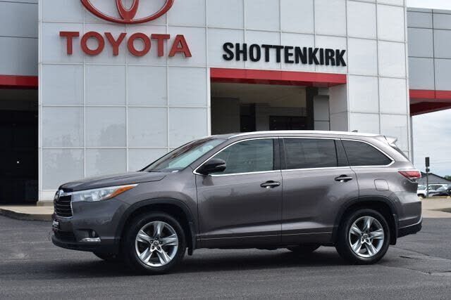 2016 TOYOTA Highlander