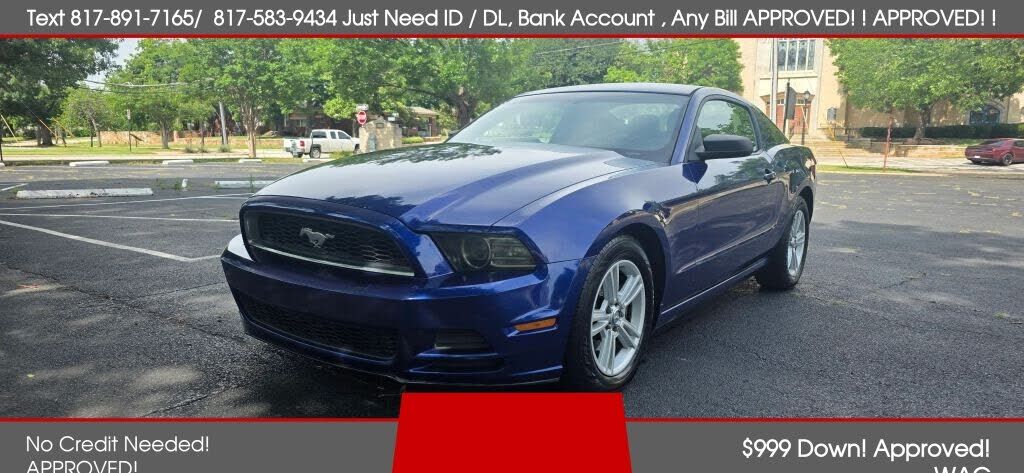 2013 FORD Mustang