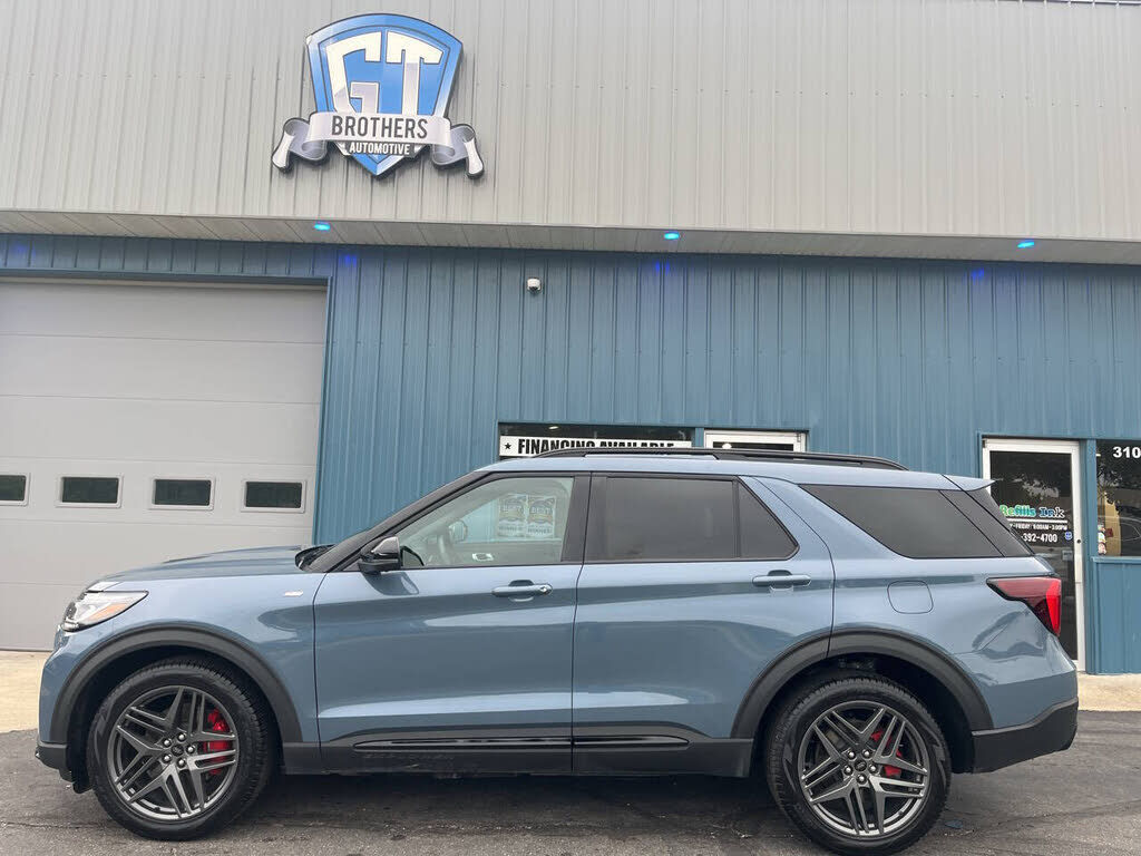 2025 FORD Explorer