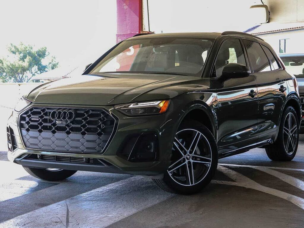 2023 AUDI Q5 e