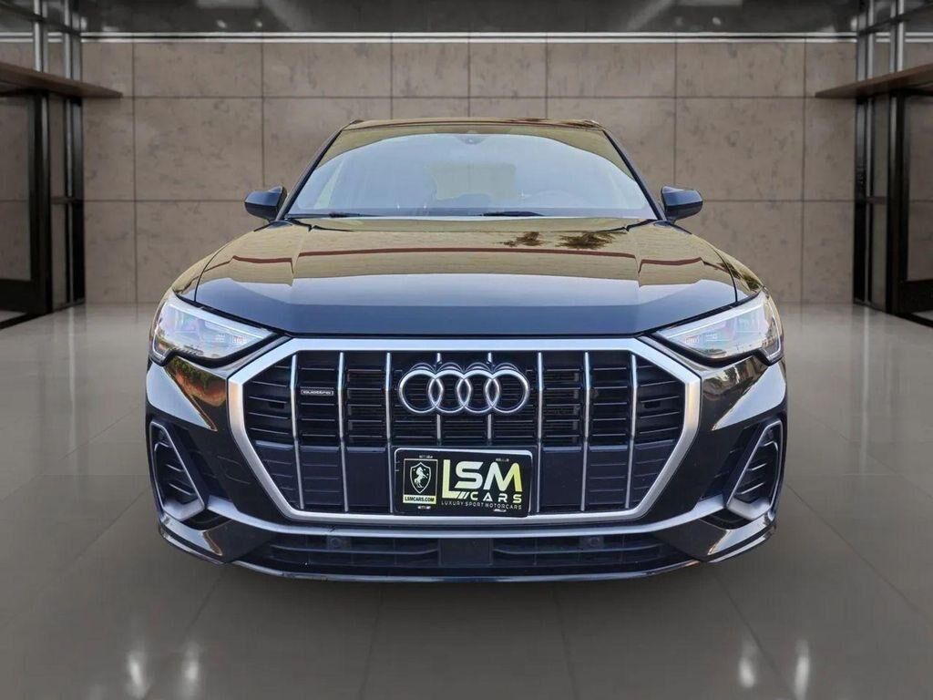 2022 Audi Q3