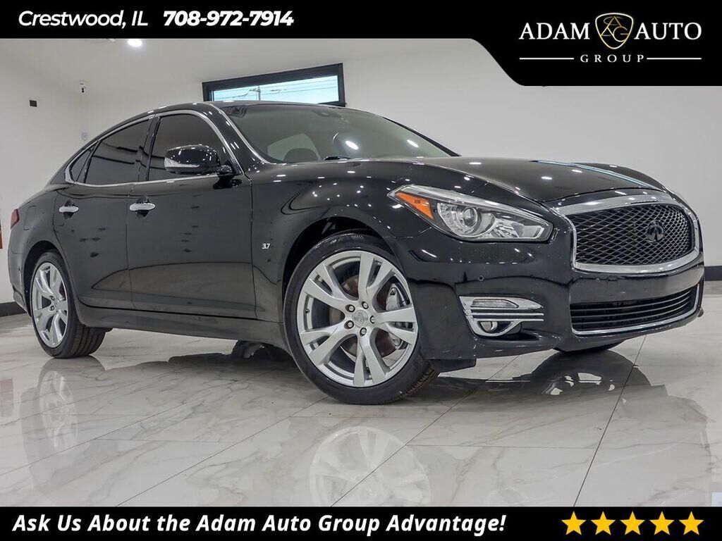 Infiniti Q70