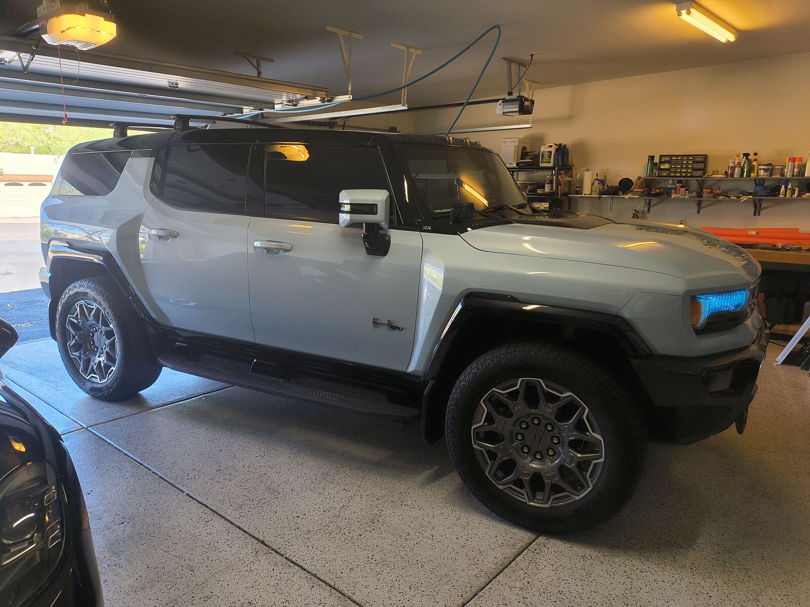 2025 GMC Hummer EV SUV