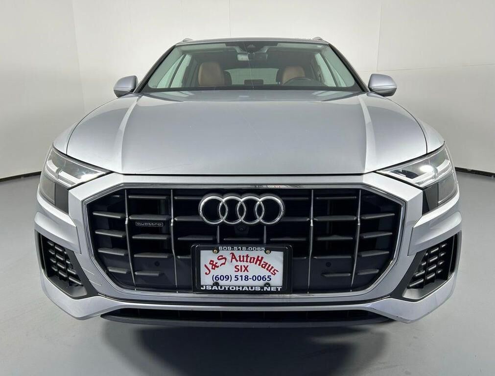 2022 Audi Q8