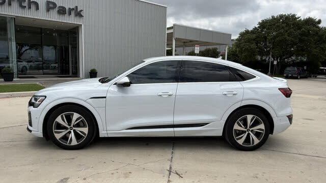 2024 Audi Q8